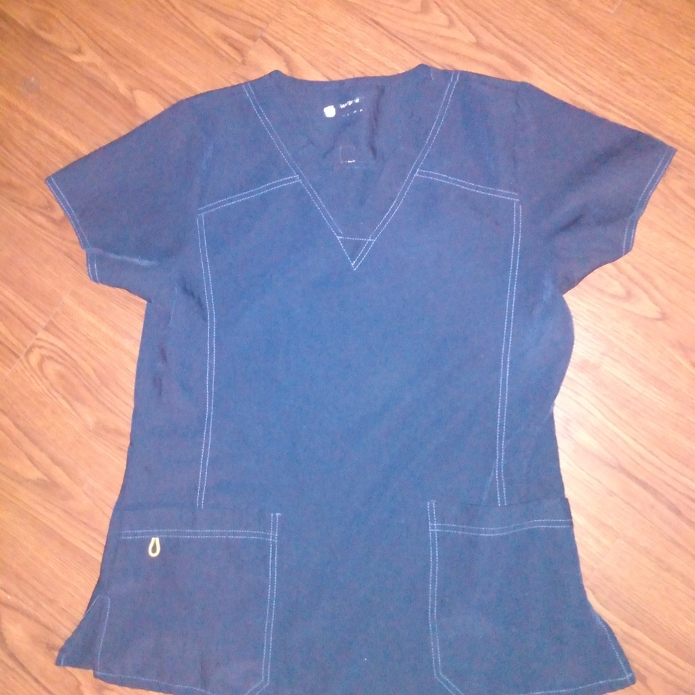Scrub top